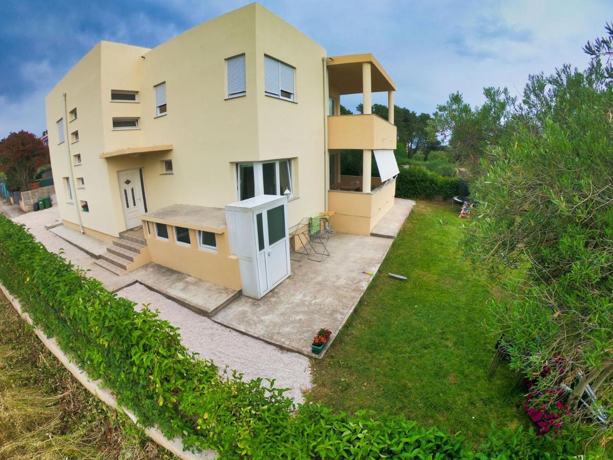 Apartments Martina Bibinje Exterior foto